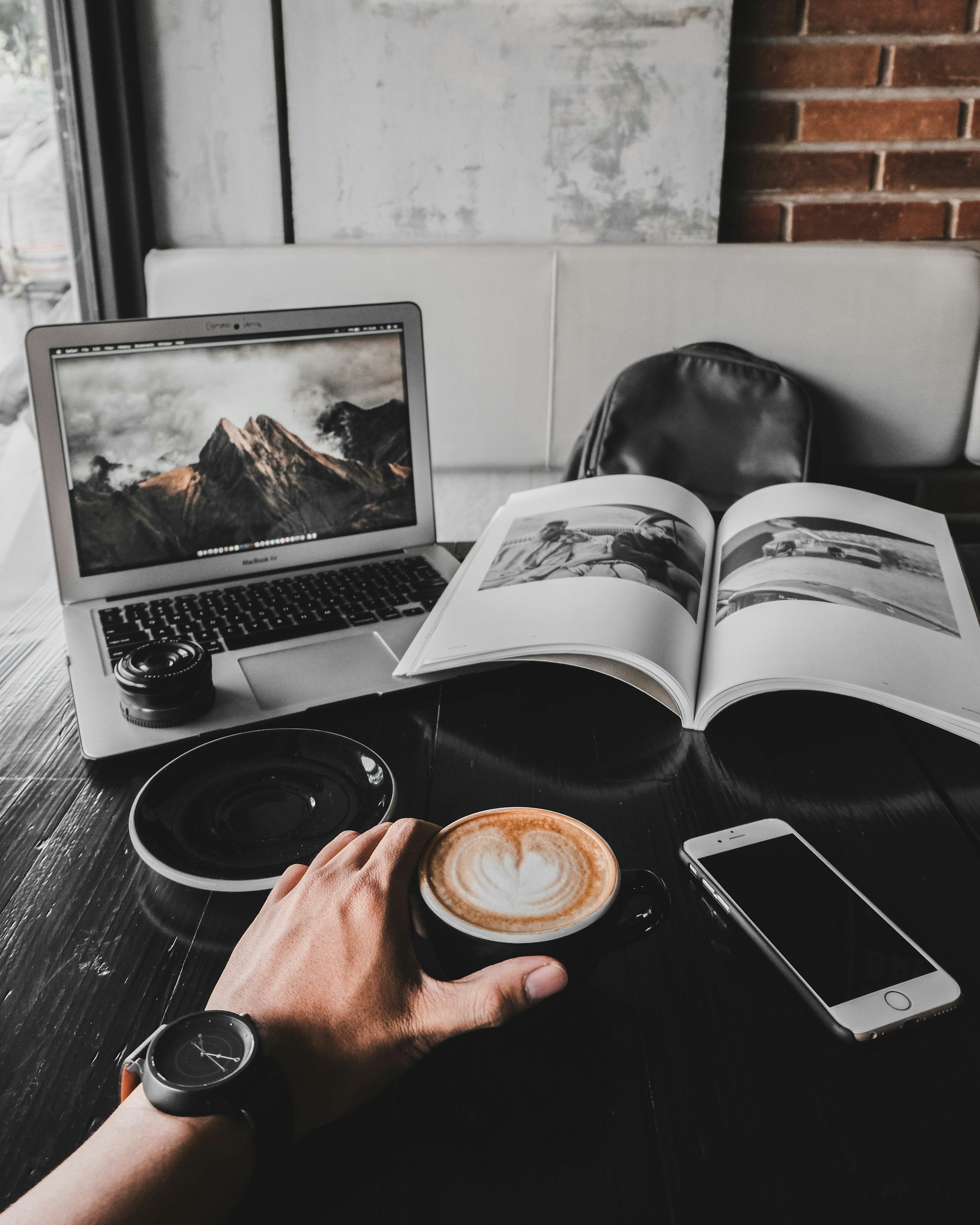 unsplash-image-FWPu4IWk-wM